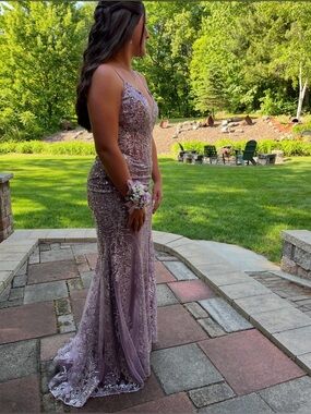 Elegant and Fitted Mermaid Sequin Gown